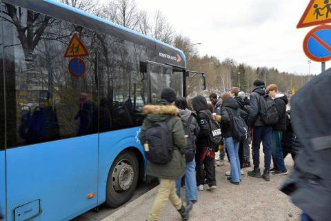 HSL tekemässä odotettua kovempaa tappiota – bussilakoista tuli kuitenkin säästöä