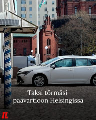 Taksi törmäsi Helsingin päävartion edustalla olevaan pylvääseen perjantaina iltapäivällä. Päävartio sijaitsee Presidenti...