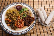Etiopialainen ravintola joutui vaikeuksiin: Suljettiin Triplassa, toiminta jatkuu Vallilassa