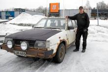 Markon, 42, Toyota Corollan mittarissa on 850000 km – poliisien leuka loksahti Shellillä: "Rumuus…
