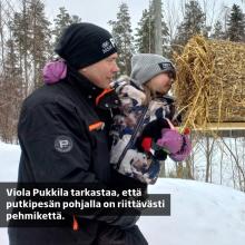 Parikymmentä vesilintujen auttajaa kerääntyi sunnuntaina keinopesien valmistamiskurssille Alahärmään. 🦆⁠
⁠
Yksi nuorimm...